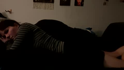 Snapshot of kearianwat chatting on 03/31/26, 04:02 kearianwat online show from 03/31/26, 04:02