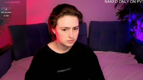 Seb Polly Roxy Jonny online show from 05/08/26, 09:14