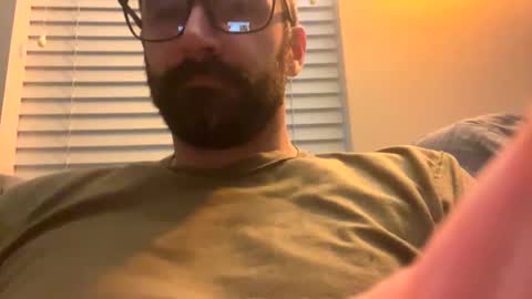 Snapshot of keepquietj chatting on 02/14/25, 05:51 keepquietj online show from 02/14/25, 05:51