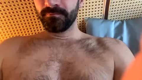 Snapshot of keepquietj chatting on 11/28/25, 08:22 keepquietj online show from 11/28/25, 08:22