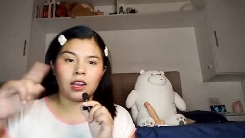 Andrea online show from 11/11/25, 03:28