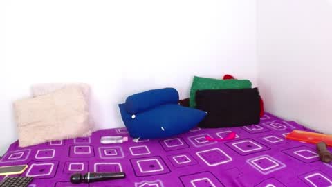 keila online show from 12/22/24, 08:25