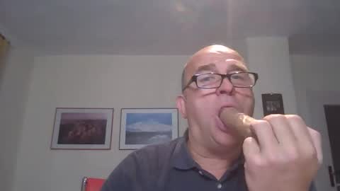 Snapshot of keilie1 chatting on 10/10/25, 09:14 keilie1 online show from 10/10/25, 09:14