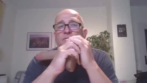 Snapshot of keilie1 chatting on 10/11/25, 09:02 keilie1 online show from 10/11/25, 09:02