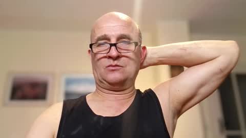 Snapshot of keilie1 chatting on 02/26/26, 10:20 keilie1 online show from 02/26/26, 10:20