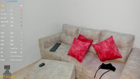 Snapshot of keily_brox chatting on 01/30/25, 09:04 Keily brox online show from 01/30/25, 09:04