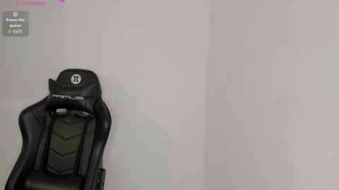 Snapshot of keily_brox chatting on 10/11/25, 07:56 Keily brox online show from 10/11/25, 07:56