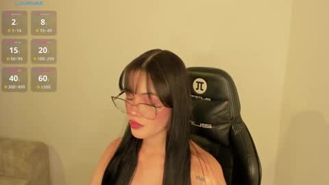 Snapshot of keily_brox chatting on 10/12/25, 08:19 Keily brox online show from 10/12/25, 08:19