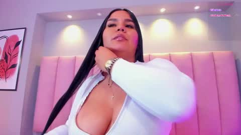 Keily Ross online show from 02/22/25, 04:07