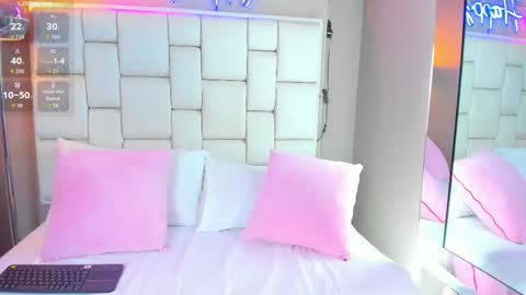 Snapshot of keilysweety chatting on 03/08/26, 12:42 Keily online show from 03/08/26, 12:42