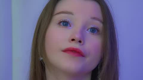 Snapshot of keiraace chatting on 03/12/26, 06:25 Keira online show from 03/12/26, 06:25