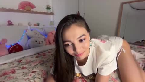 keira online show from 11/24/25, 12:10