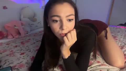 keira online show from 12/01/25, 12:15