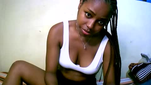 keisha759446 online show from 01/17/26, 06:00