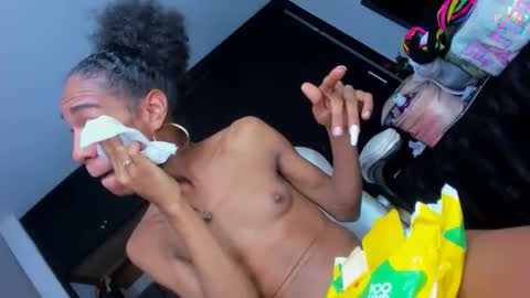 Snapshot of keisymarianats chatting on 04/10/26, 06:01 KEISY MARIANA online show from 04/10/26, 06:01