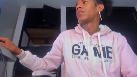 Snapshot of keisymarianats chatting on 04/16/26, 01:12 KEISY MARIANA online show from 04/16/26, 01:12