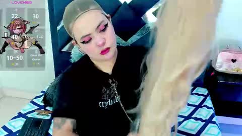 keitch_cute online show from 10/18/25, 01:45