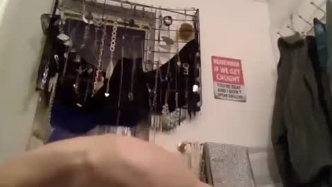 Snapshot of keithross1205 chatting on 03/07/25, 09:40 clyde online show from 03/07/25, 09:40