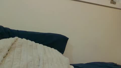 Snapshot of keithross1205 chatting on 11/28/25, 09:45 clyde online show from 11/28/25, 09:45