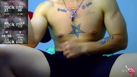 Snapshot of keivid_2303 chatting on 10/02/25, 01:51 david online show from 10/02/25, 01:51