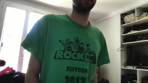 Snapshot of kelkun2828 chatting on 04/10/26, 09:03 kelkun2828 online show from 04/10/26, 09:03