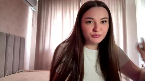 Molly online show from 04/14/26, 07:36