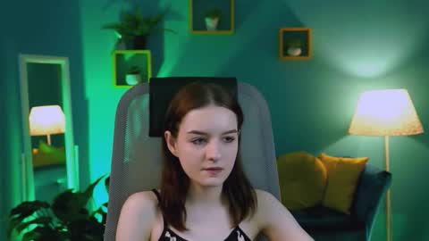 Snapshot of kelliebanshe chatting on 03/15/26, 04:18 kelliebanshe online show from 03/15/26, 04:18