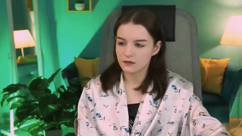 Snapshot of kelliebanshe chatting on 03/18/26, 04:15 kelliebanshe online show from 03/18/26, 04:15