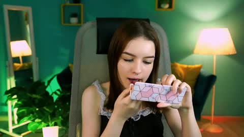 Snapshot of kelliebanshe chatting on 04/02/26, 04:10 kelliebanshe online show from 04/02/26, 04:10