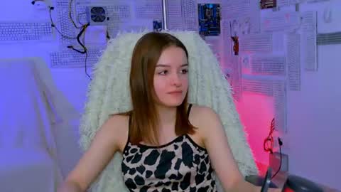 kelliebanshe online show from 06/25/26, 04:56