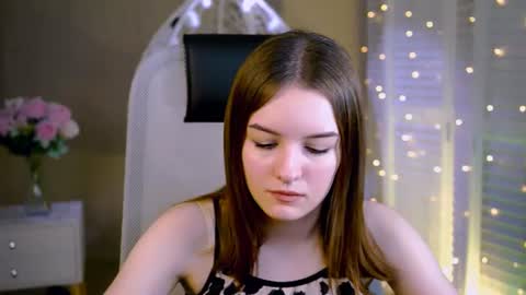 kelliebanshe online show from 07/14/26, 04:28