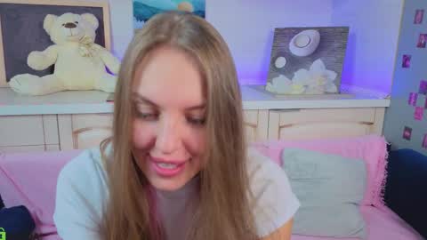 Snapshot of kelly__hardy chatting on 04/29/26, 01:32 Kelly Hardy GTM3 Mon Wed Thu 0400 am-1030pm online show from 04/29/26, 01:32