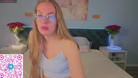 Snapshot of kelly__hardy chatting on 05/17/26, 12:52 Kelly Hardy GTM3 Mon Wed Thu 0400 am-1030pm online show from 05/17/26, 12:52