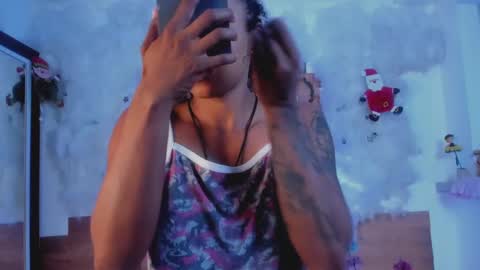 Snapshot of kelly__thomson chatting on 12/28/24, 03:37 kelly__thomson online show from 12/28/24, 03:37