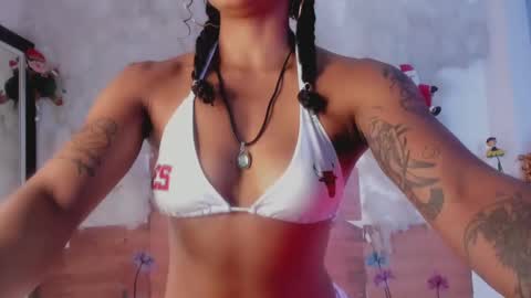 Snapshot of kelly__thomson chatting on 12/29/24, 09:09 kelly__thomson online show from 12/29/24, 09:09