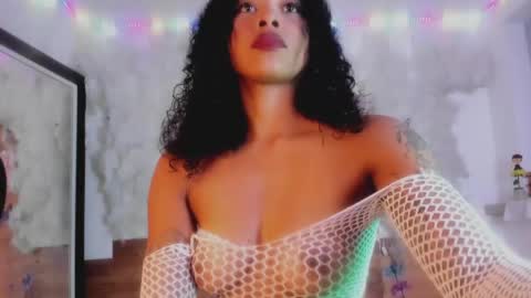 Snapshot of kelly__thomson chatting on 02/11/25, 09:46 kelly__thomson online show from 02/11/25, 09:46