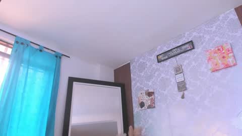 Snapshot of kelly__thomson chatting on 09/12/25, 07:36 kelly__thomson online show from 09/12/25, 07:36