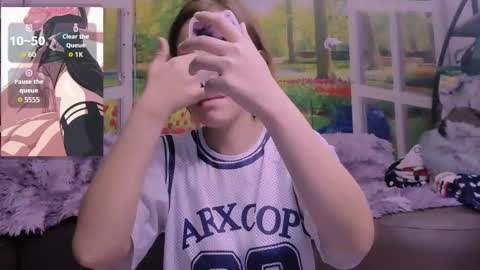 Snapshot of kelly_baby2005 chatting on 12/20/25, 03:35 Kelly online show from 12/20/25, 03:35