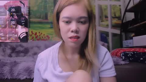 Snapshot of kelly_baby2005 chatting on 01/14/26, 03:01 Kelly online show from 01/14/26, 03:01