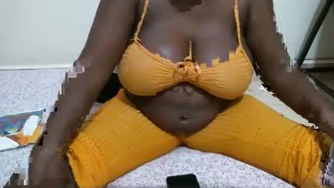 kelly_jones9 online show from 02/12/26, 01:28