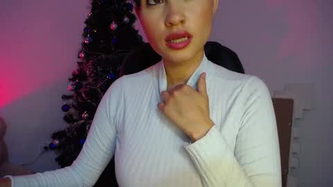 elena online show from 12/12/24, 05:04