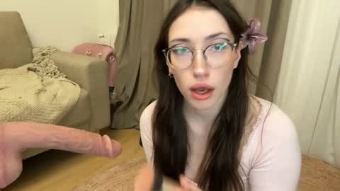 Kelly online show from 12/16/25, 05:18