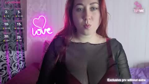 Snapshot of kellycrystall chatting on 10/08/25, 07:50 kellycrystall online show from 10/08/25, 07:50