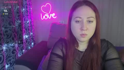 Snapshot of kellycrystall chatting on 12/19/25, 08:43 kellycrystall online show from 12/19/25, 08:43