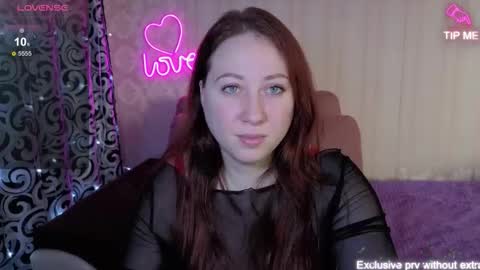 Snapshot of kellycrystall chatting on 01/08/26, 08:05 kellycrystall online show from 01/08/26, 08:05