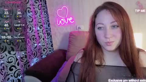 Snapshot of kellycrystall chatting on 01/15/26, 06:18 kellycrystall online show from 01/15/26, 06:18