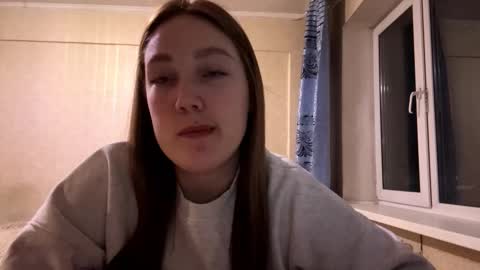 Mia online show from 10/20/25, 09:10