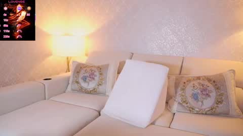 vanessa online show from 03/12/26, 06:14