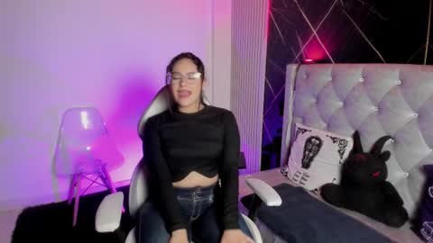 kellymurmonth online show from 12/02/25, 02:39