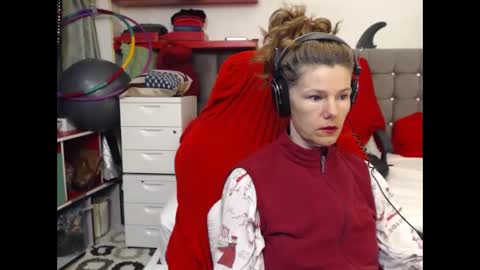 kelly online show from 02/13/25, 09:27